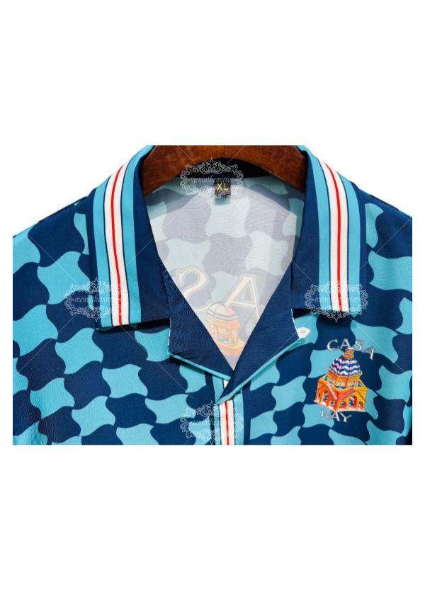 भूमध्यसागरीय ज्यामितीय प्रिंट शर्ट | एक्वा ब्लू आर्किटेक्चर रिज़ॉर्ट