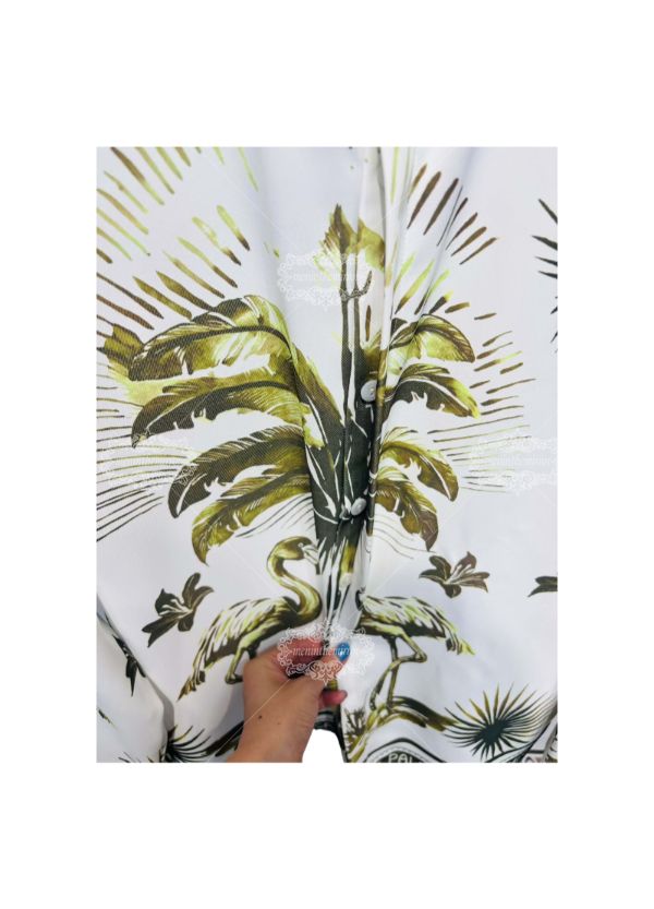 वाइब्रेंट येलो फ्लेमिंगो लीफ टी | गैलरी लक्स