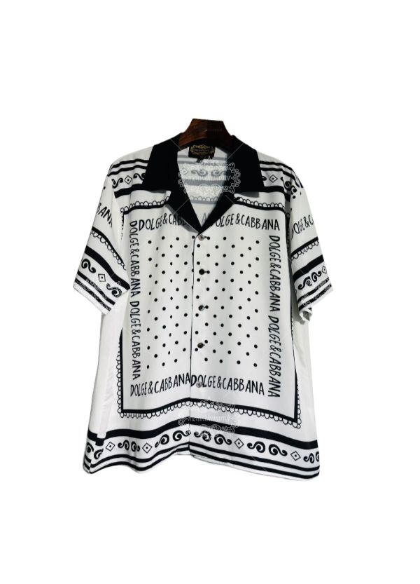 मोनोक्रोम पोल्का डॉट बॉर्डर छोटी आस्तीन वाली शर्ट | रेट्रो सिल्क-स्कार्फ़ लक्स