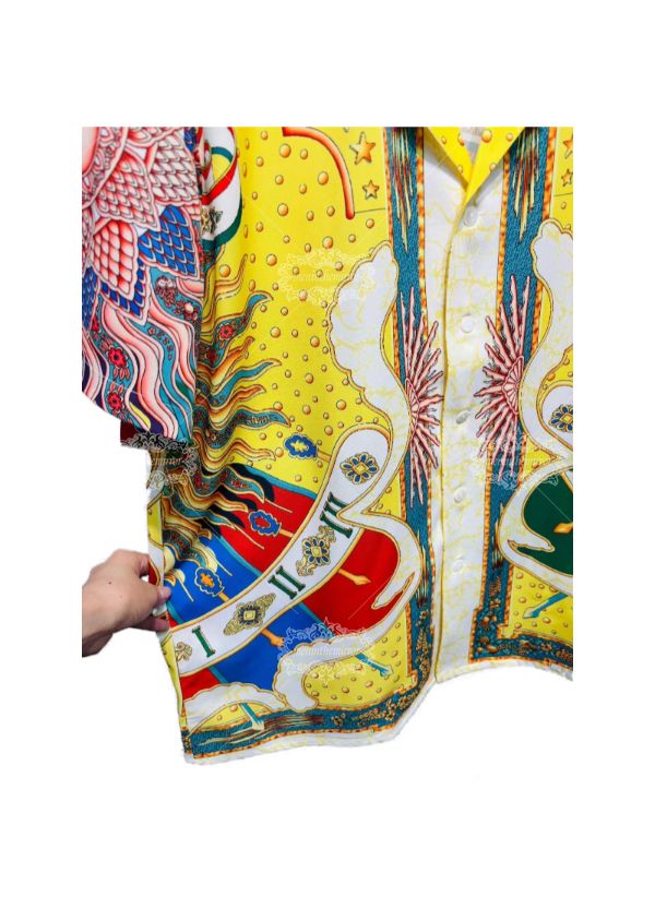 वाइब्रेंट सन गॉड और सनडायल प्रिंट शर्ट | लक्स येलो बारोक शॉर्ट