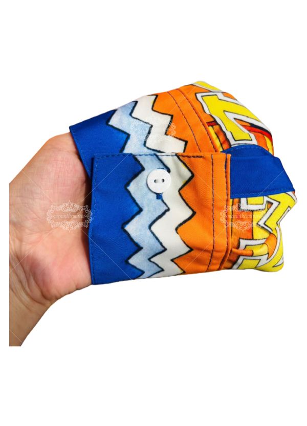 डीप नेवी गोल्ड जियोमेट्रिक प्रिंट शर्ट | डार्क लक्स टेक्स्ट पैटर्न छोटा