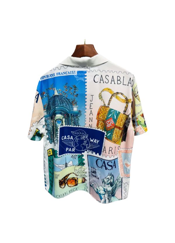 वाइब्रेंट एक्वा ब्लू जियोमेट्रिक प्रिंट शर्ट | हाई-कंट्रास्ट लक्स स्ट्रीटवियर