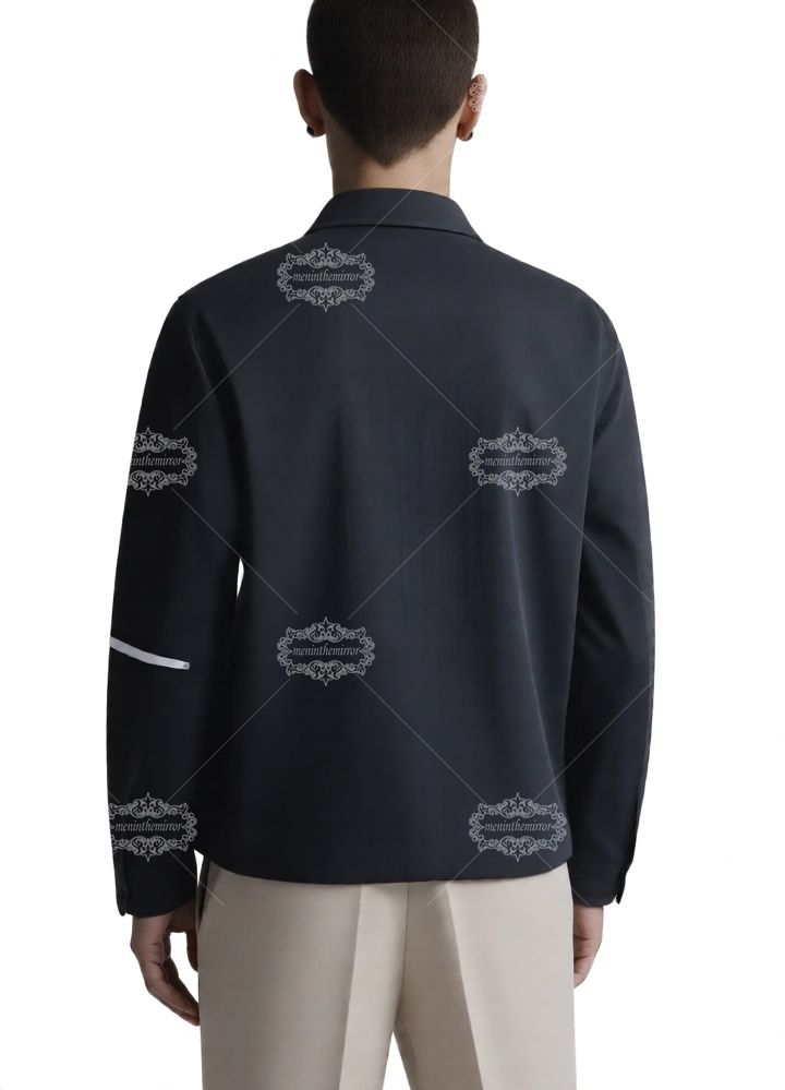 काली अमीरी स्क्रिप्ट लोगो शर्ट | अवकाश कॉलर